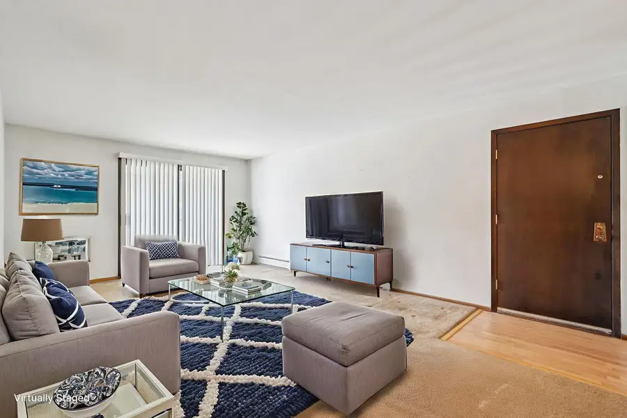 8510 W Waterford AVENUE #5, Greenfield, WI 53228 - #3