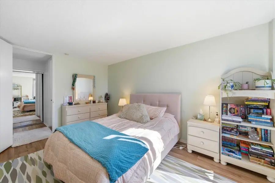 929 N Astor STREET #405, Milwaukee, WI 53202 - #3