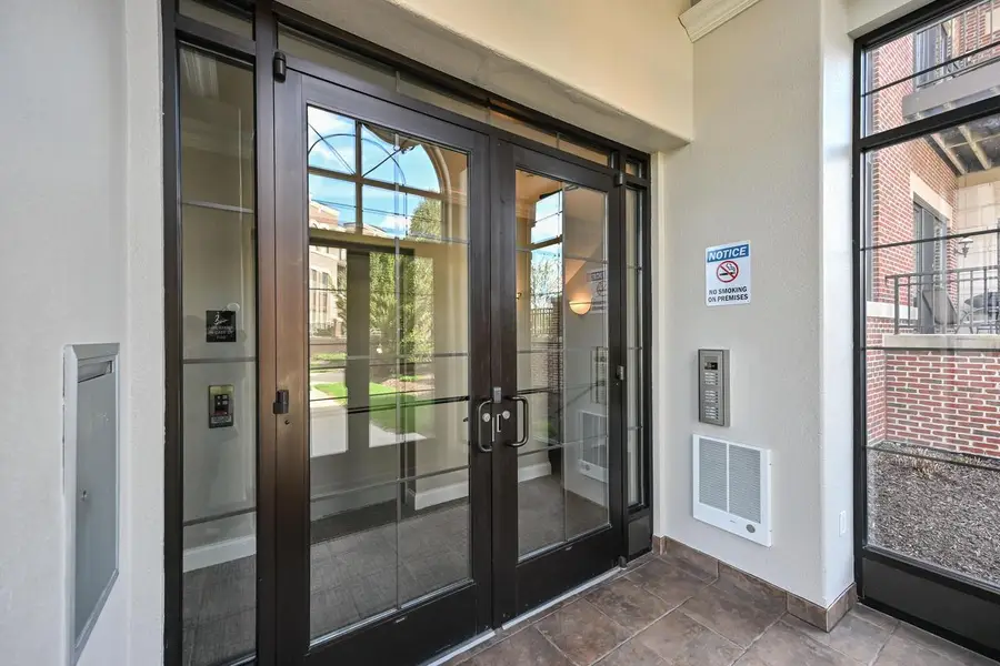 19115 Thomson DRIVE #304, Brookfield, WI 53045 - #2