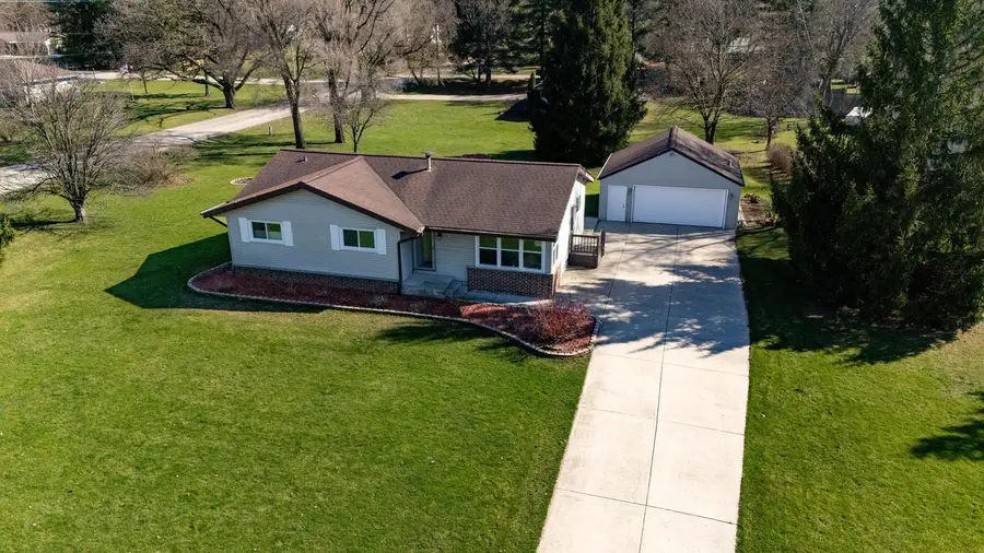 S17W37015 Henry STREET, Dousman, WI 53118 - #3