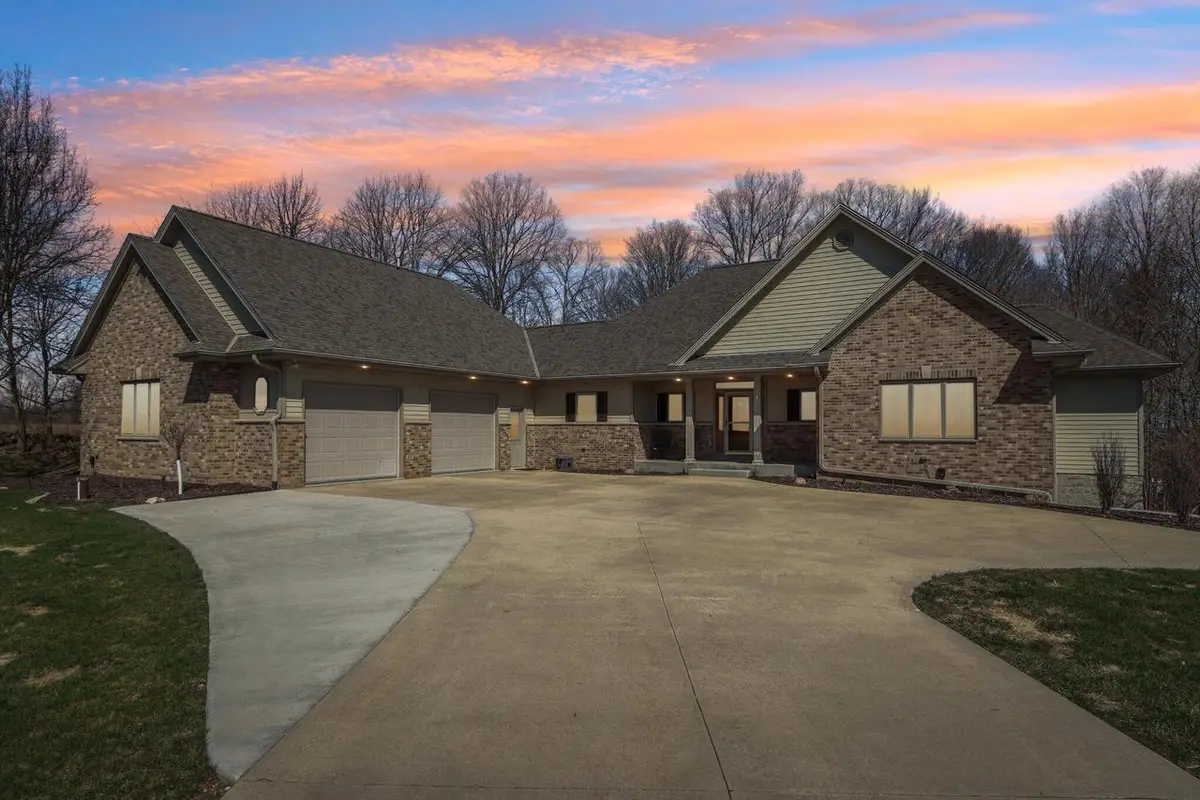 5888 Steeple LANE, West Bend, WI 53090 - #1