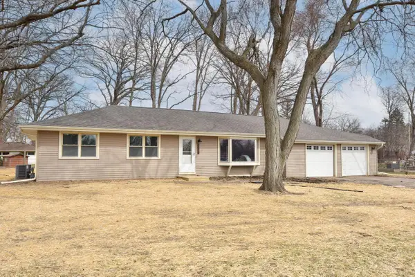 14408 W Kostner LANE, New Berlin, WI 53151