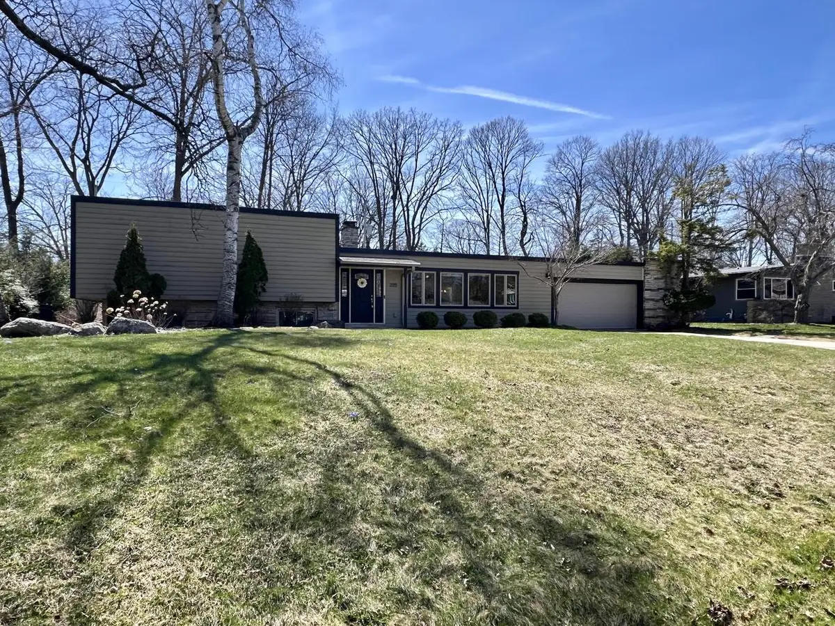 2115 W Greenwood ROAD, Glendale, WI 53209 - #1