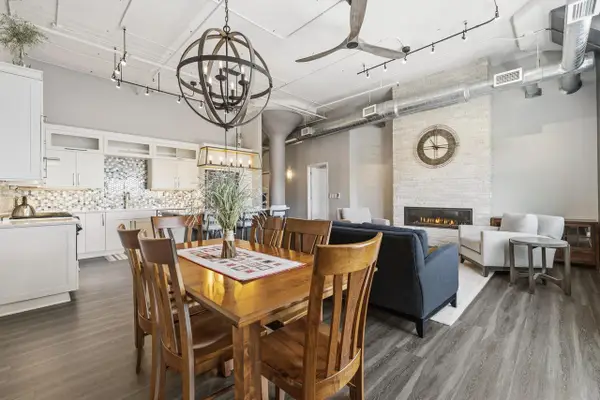 705 Village Green WAY #404, West Bend, WI 53090