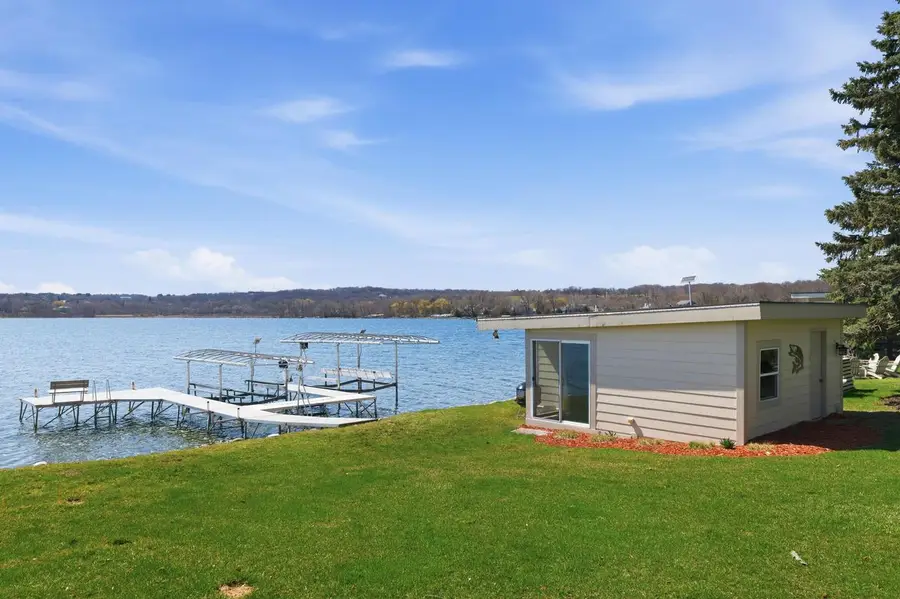 N26W30183 Maple AVENUE, Delafield, WI 53072 - #2