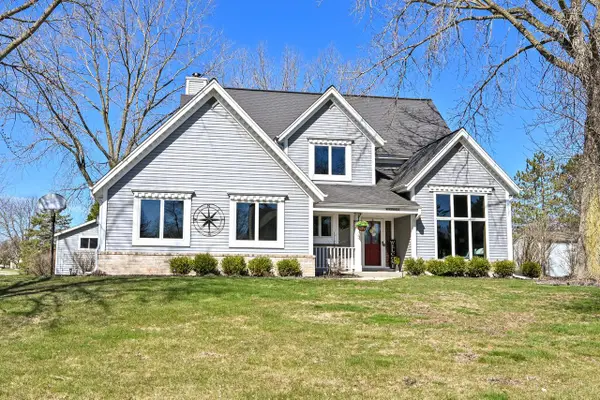W143N6633 Aspen DRIVE, Menomonee Falls, WI 53051