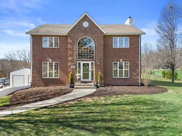 W266S8655 Rustic View LANE, Mukwonago, WI 53149
