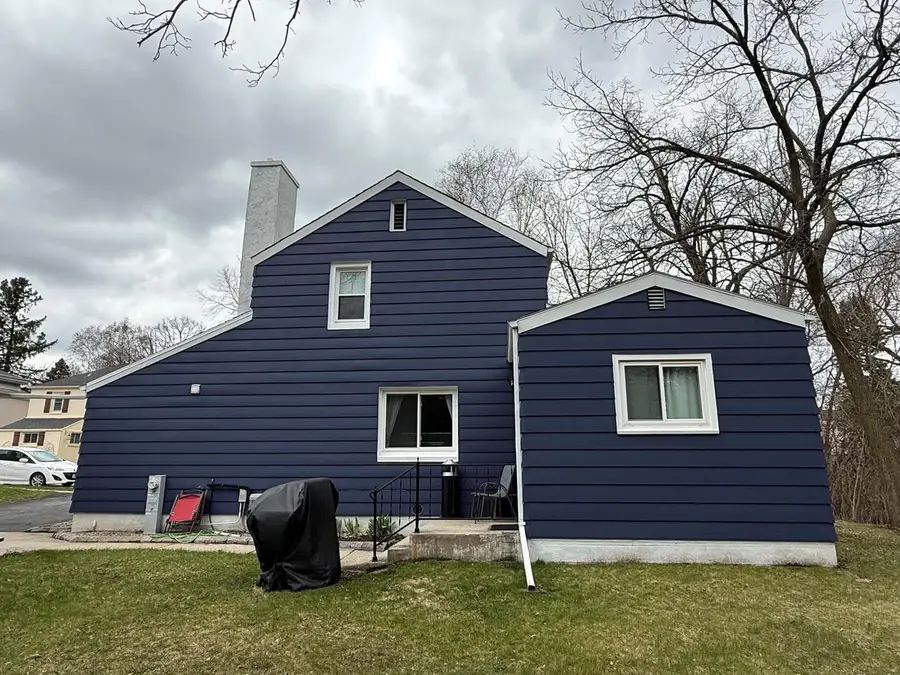 5564 Angle LANE, Milwaukee, WI 53219 - #3