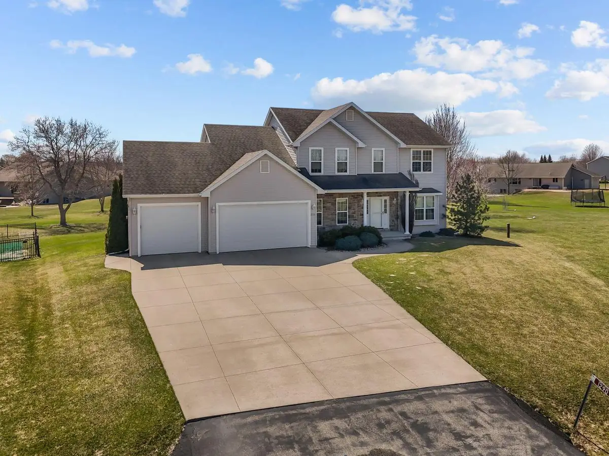 1290 Pemmican COURT, Neenah, WI 54956 - #1