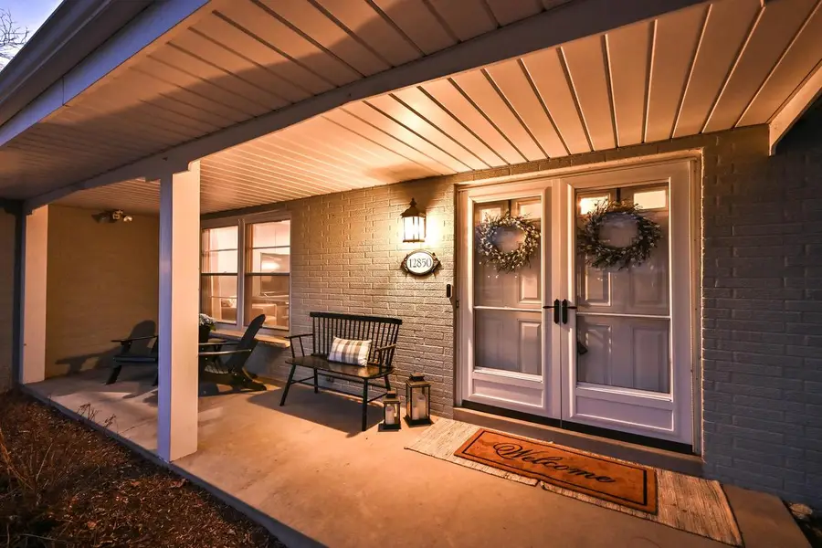 12850 Wrayburn ROAD, Elm Grove, WI 53122 - #2