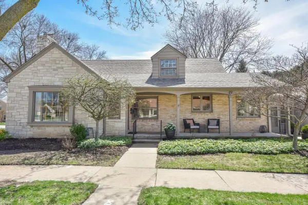 8501 W Clarke STREET, Wauwatosa, WI 53226
