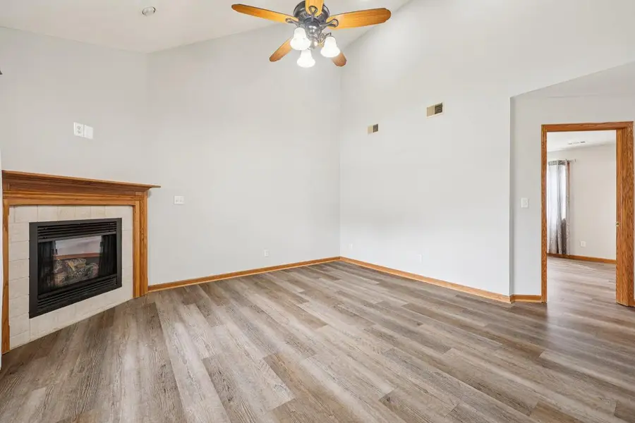 111 Silver Fox DRIVE N, Kewaskum, WI 53040 - #3