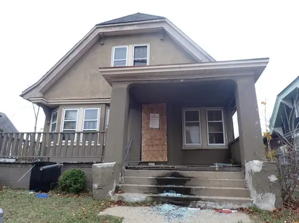 2939 N 9th STREET, Milwaukee, WI 53206