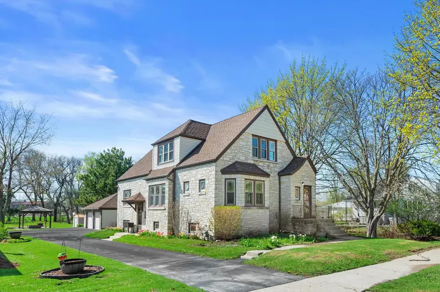 3455 S 96th STREET, Milwaukee, WI 53227 - #2