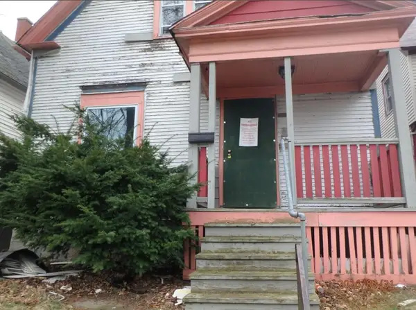 3567 N 12th STREET, Milwaukee, WI 53206