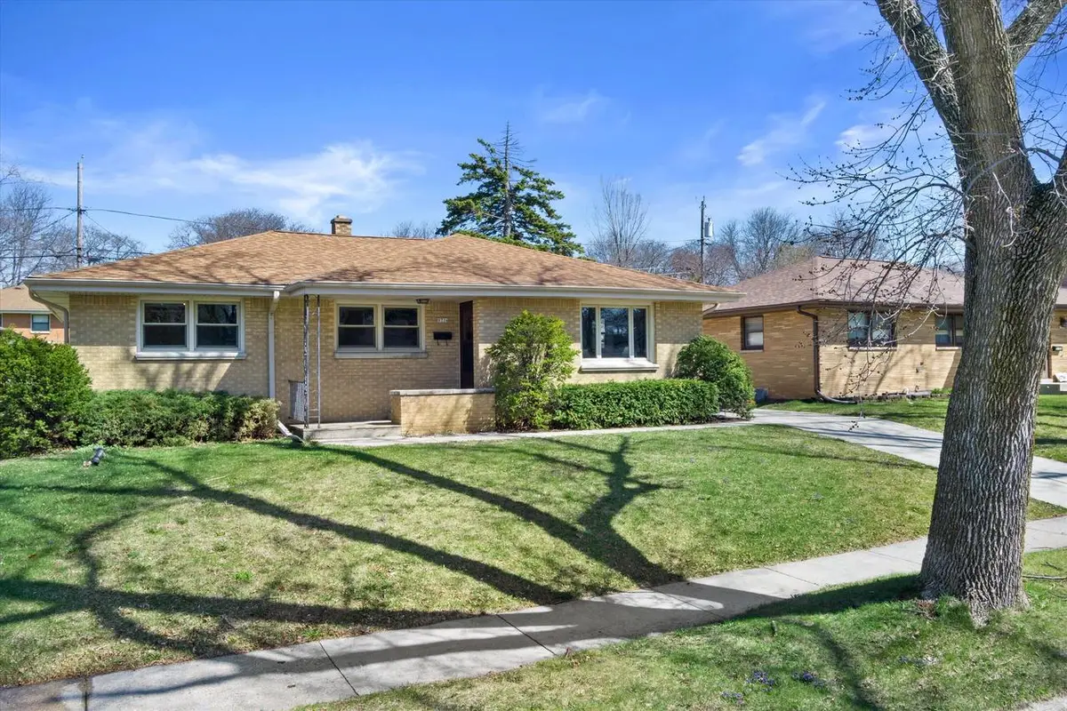 9714 W Arthur AVENUE, West Allis, WI 53227 - #1