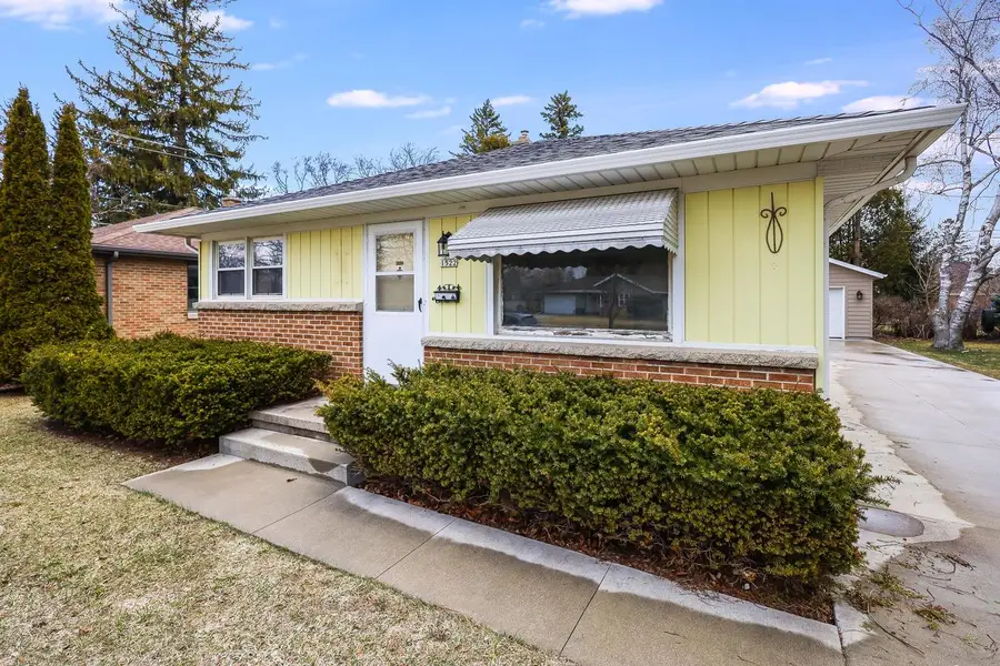 1522 Menasha AVENUE, Manitowoc, WI 54220 - #3