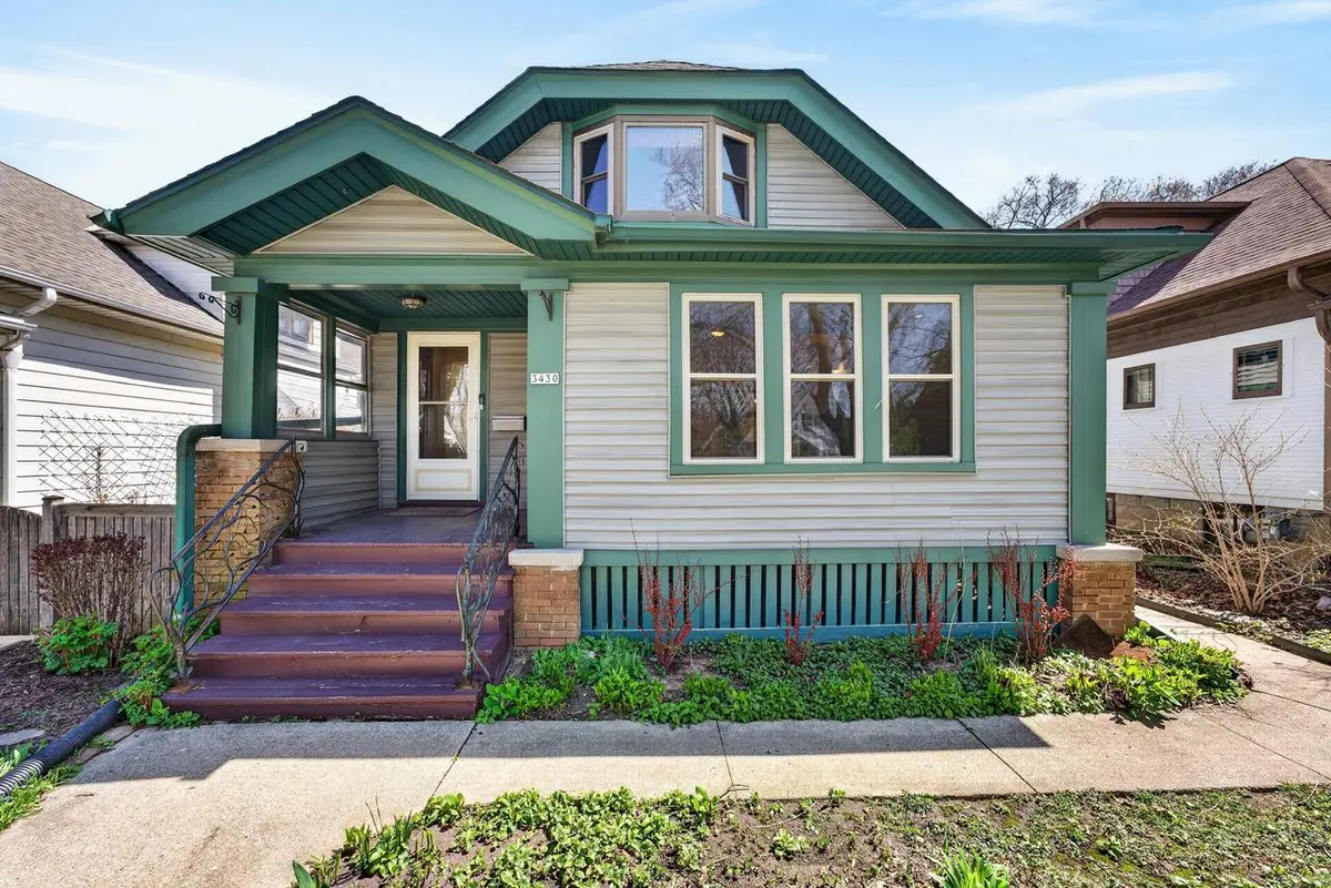 3430 N Cramer STREET, Milwaukee, WI 53211 - #1