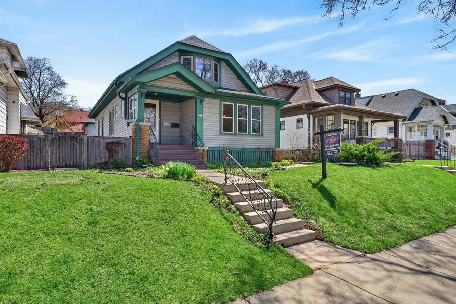 3430 N Cramer STREET, Milwaukee, WI 53211 - #2