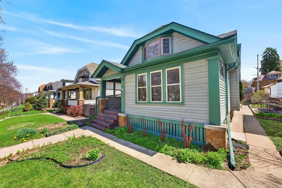 3430 N Cramer STREET, Milwaukee, WI 53211 - #3