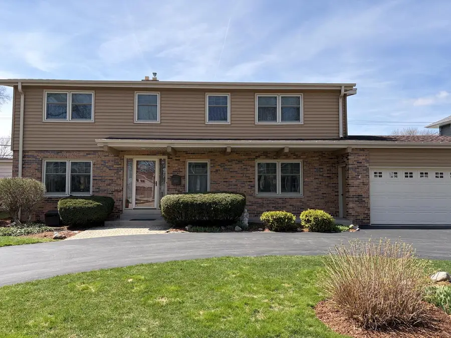 5129 N Woodburn STREET, Whitefish Bay, WI 53217 - #3