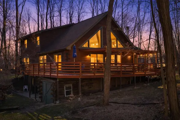 9225 400th AVENUE, Genoa City, WI 53128