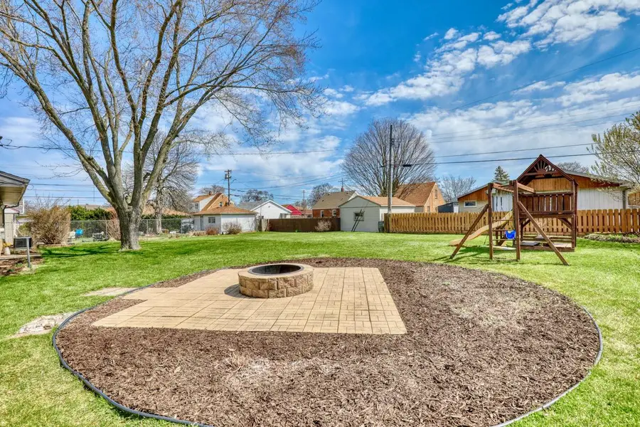 4724 S 24th STREET, Milwaukee, WI 53221 - #3