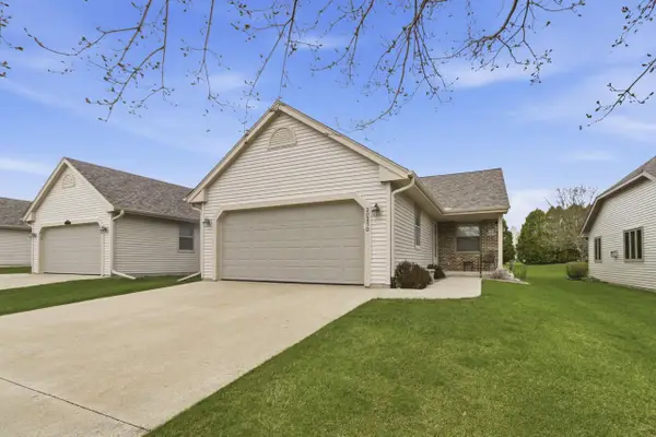 N162W20270 Butternut LANE, Jackson, WI 53037