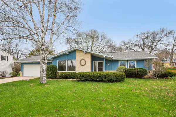 313 S University DRIVE, Waukesha, WI 53188