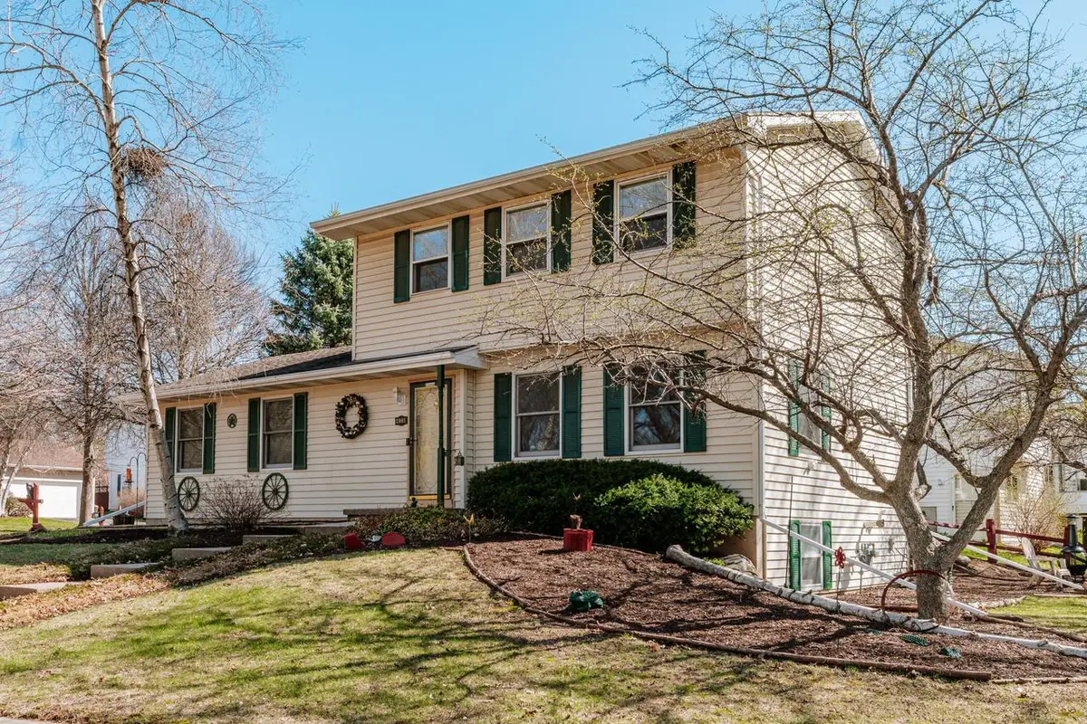 2001 S Thompson DRIVE, Madison, WI 53716 - #1