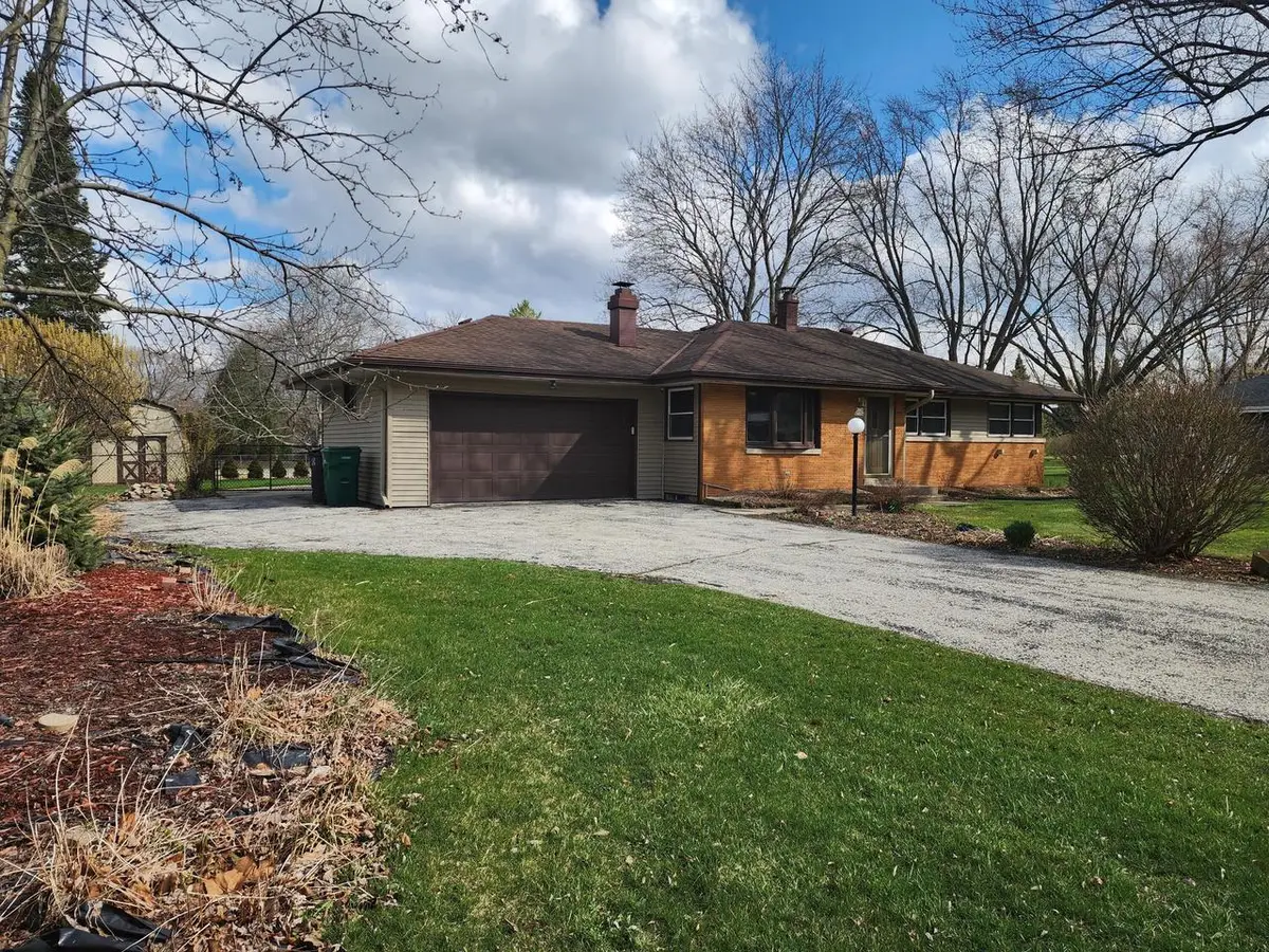 W156N5104 Arbor Vitae COURT, Menomonee Falls, WI 53051 - #1