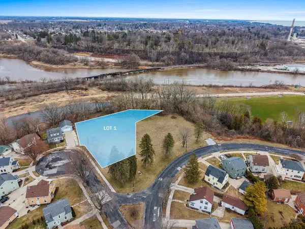 Lt1 UNION PLACE, Manitowoc, WI 54220