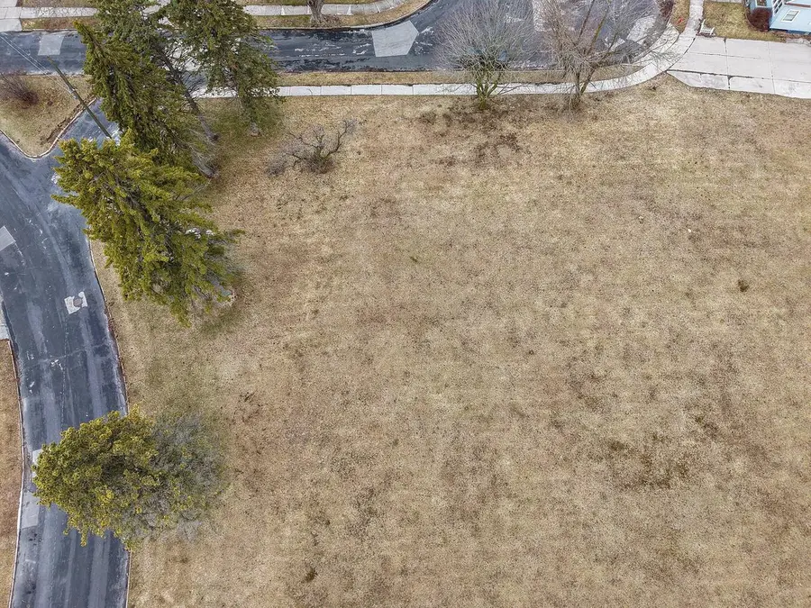 Lt4 RIVERVIEW DRIVE, Manitowoc, WI 54220 - #2