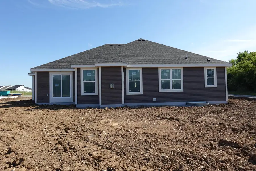 1302 Lynn CIRCLE, Oconomowoc, WI 53066 - #3