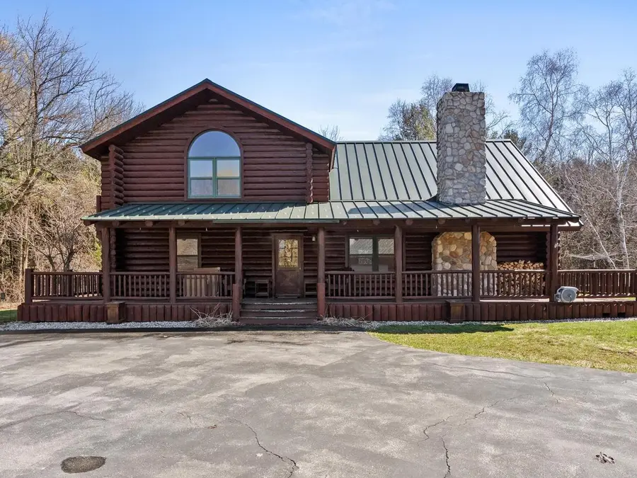 1605 Gjerpen LANE, Manitowoc, WI 54220 - #2