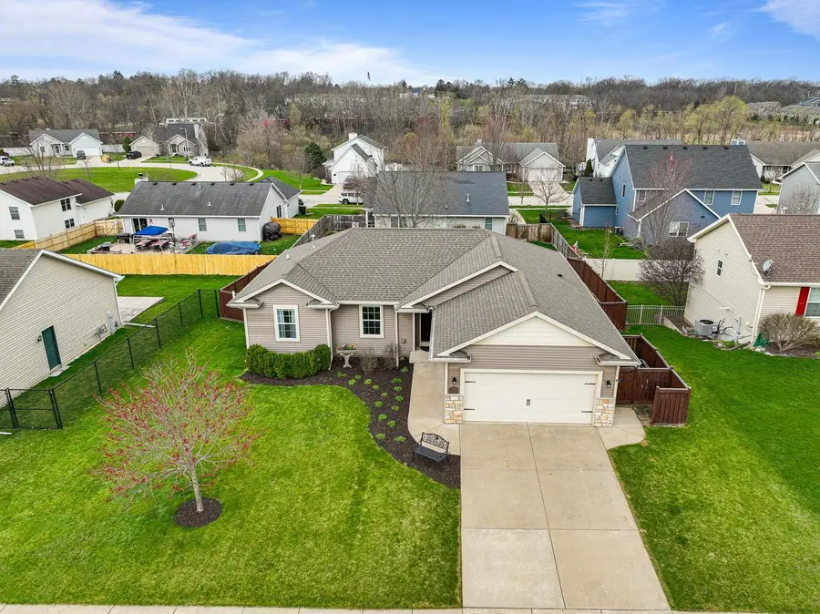 724 Joshua LANE, Lake Geneva, WI 53147 - #2