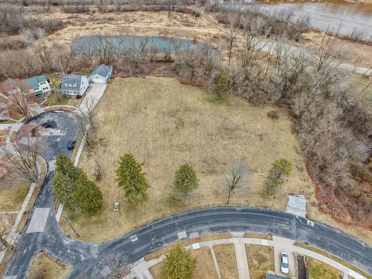 Lt2 RIVERVIEW DRIVE, Manitowoc, WI 54220 - #1