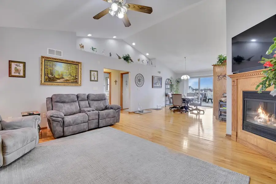 1108 Fieldstone DRIVE, Hartford, WI 53027 - #3