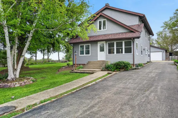 11907 254th AVENUE, Trevor, WI 53179