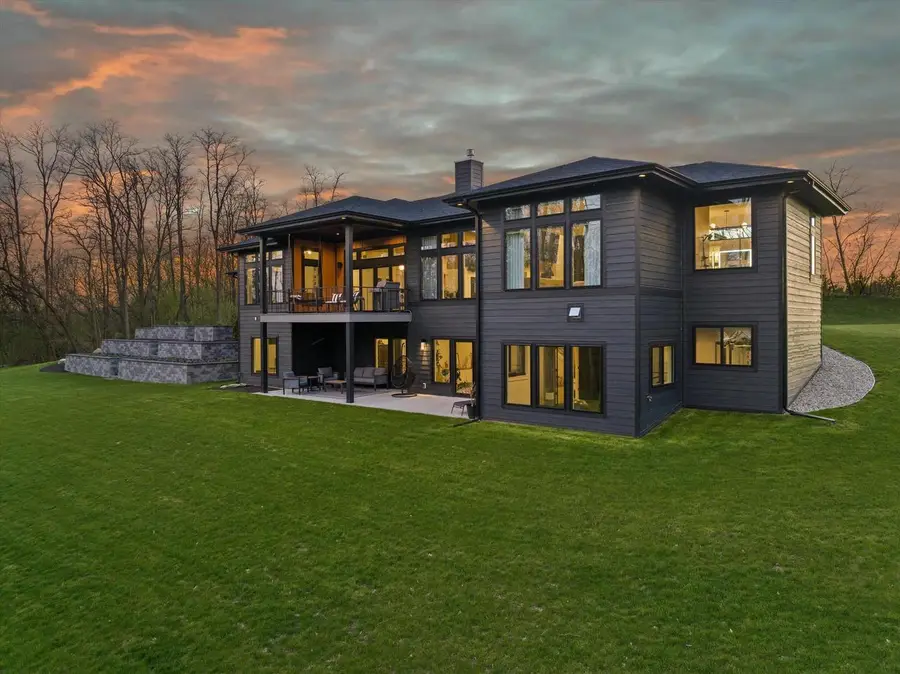 815 N English Settlement AVENUE, Burlington, WI 53105 - #2