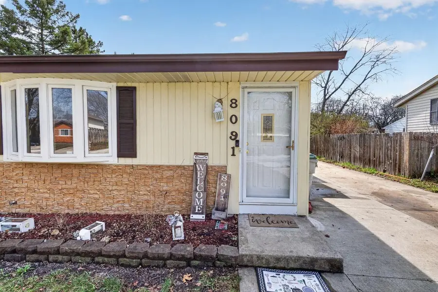 8091 N Pingree AVENUE, Milwaukee, WI 53224 - #2