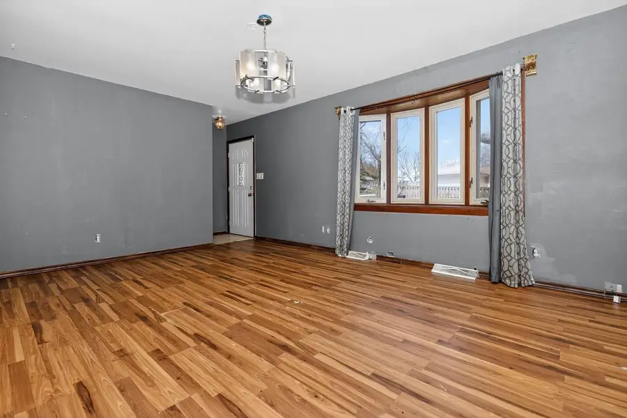 8091 N Pingree AVENUE, Milwaukee, WI 53224 - #3