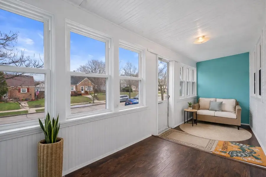 521 S 67th STREET, Milwaukee, WI 53214 - #3