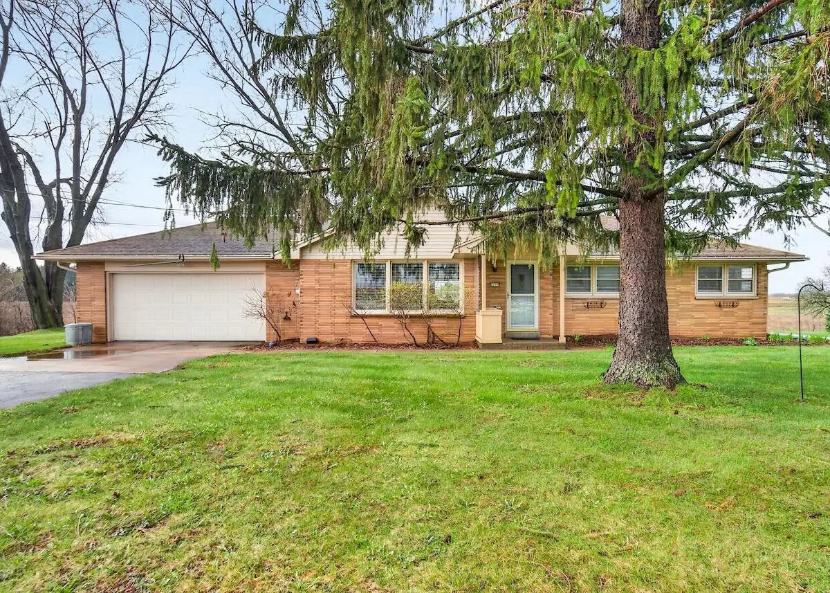 8705 W Donges Bay ROAD, Mequon, WI 53097 - #1