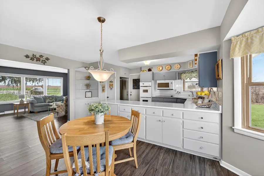 8705 W Donges Bay ROAD, Mequon, WI 53097 - #3