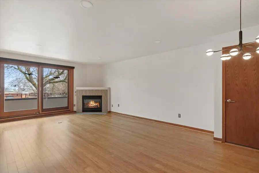 2411 S Superior STREET, Milwaukee, WI 53207 - #3