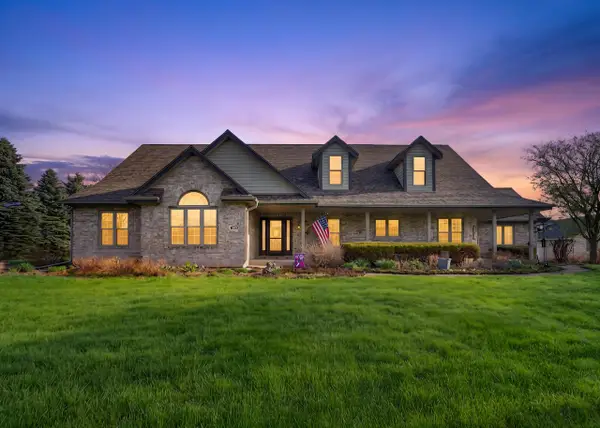 4290 Bell Tower PLACE, Hubertus, WI 53033