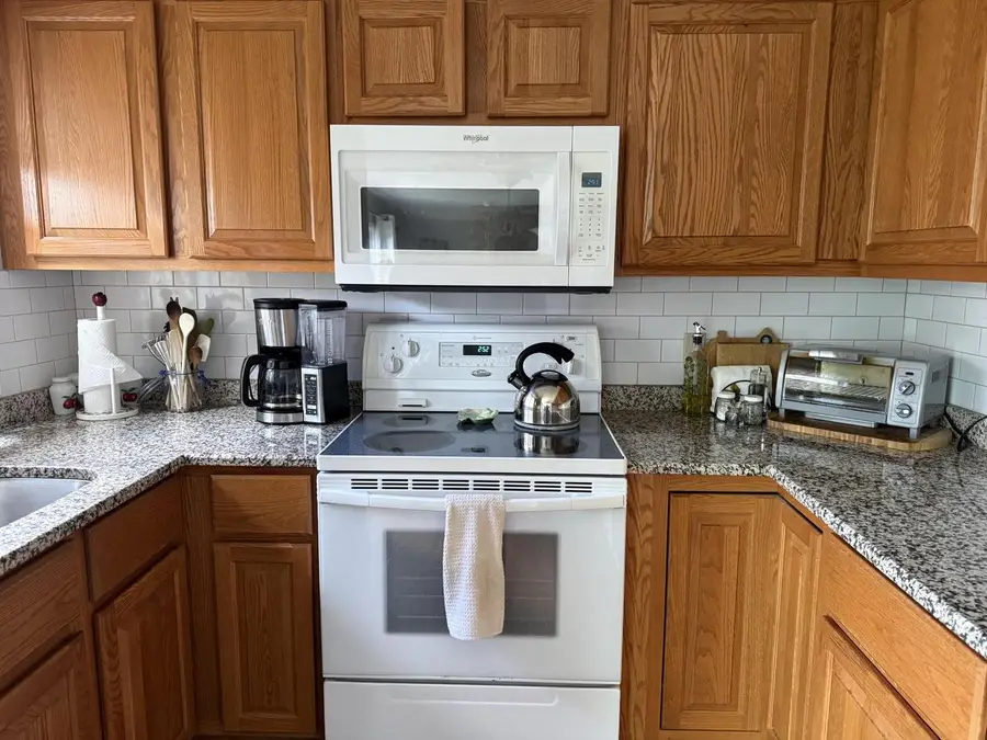 141 S Lakeshore DRIVE #E4, Racine, WI 53403 - #3