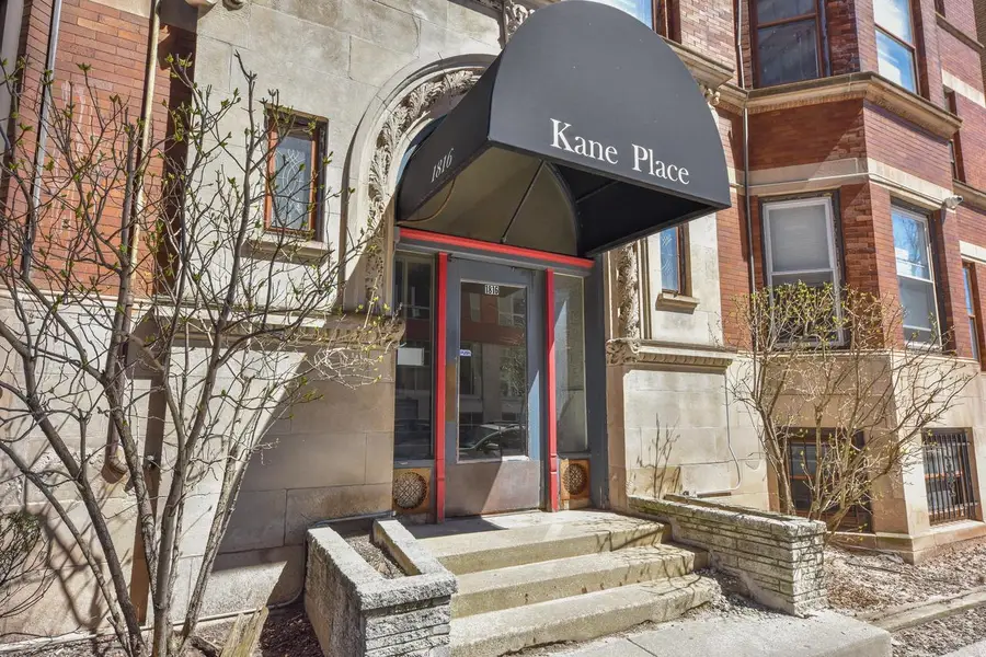 1816 E Kane PLACE, Milwaukee, WI 53202 - #2