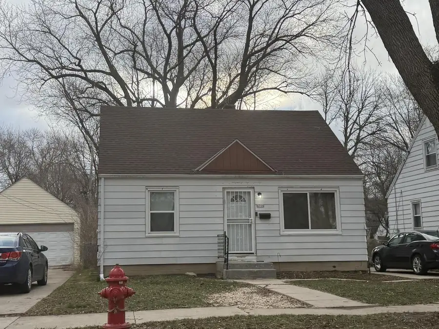 4704 N 46th STREET, Milwaukee, WI 53218 - #2